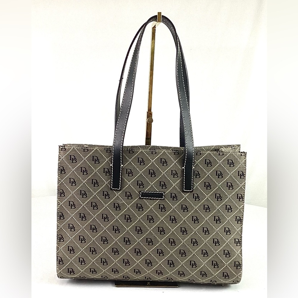 NWOT-Dooney & Bourke-signature, East West tote – Crossbody bag